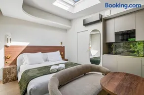 Suite Élégance Annecy - Design & Cosy - Louvre - Image 3