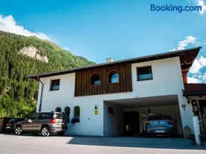 Haus Huter - Image 4
