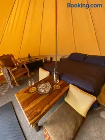 Glamping 4 saisons @ Eco Lodge Bûcheron Bergère - Image 2