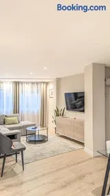 Luxury apartment in Pontevedra - Image 3