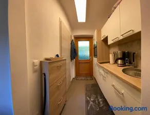 Appartement Gabriela ACHTUNG nur Feriengäste willkommen,es ist keine Arbeiterunterkunft - Image 1