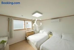 #Open Deal #ZIGU Stay #Line 3 & Shinbundang area Near Garosugil Apgujeong Cheongdam Gangnam Itaewon #Airport bus nearby - Image 1