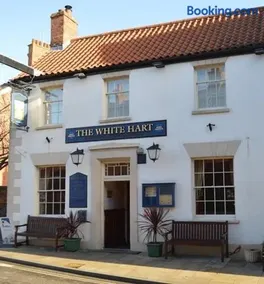 The White Hart - Image 1