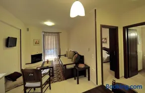 Dianthos Guesthouse - Image 2
