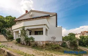 Apartments Damir with Sea View - Image 1