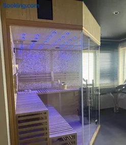 Bubbles and More Wellness Guesthouse - Image 4