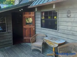 Coastal Cabin above the Clouds - Image 1