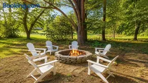Lake Anna 3BR with Pool - Fire Pit & Cabana - Image 2