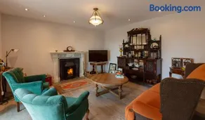 Charming Old Farmhouse - Image 2