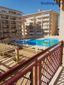 Via Mar Apartments - Image 1