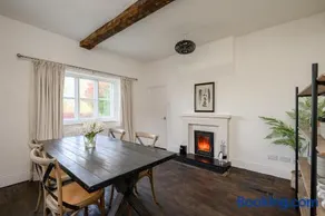 Historic Riverside House - Village, River Walks & Easy York Access - Image 3
