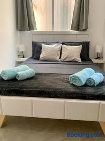 Cosy 2 rooms Flat fully equipped Bat Yam City Center 5 min to beach near Tel Aviv - Image 3