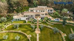 Domaine du Manouiyé by Time Off Collection - Image 2