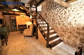 Wabisabi Townhouse - Image 3