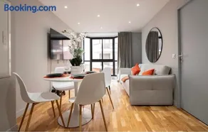 Appartement luxueux compans caffarelli climatiseur parking privé gratuit jardin japonais 4 personnes - Image 3
