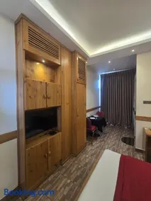 B1 City Hotel - Image 3