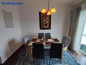 Almada, T2 apartment w balcony, Feijo, Lisbon - Image 4