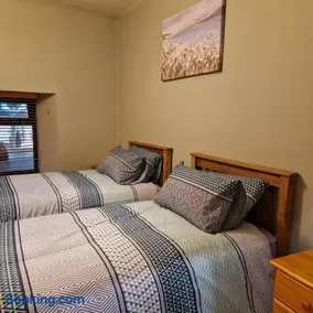 The Corner Apartment - Image 2