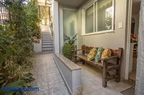 Casa com Lareira e Ar Condicionado Bem Localizada - Image 2