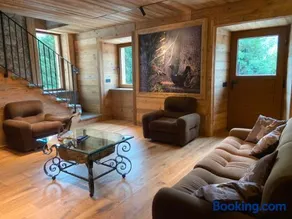 Angel Chalet - Image 3