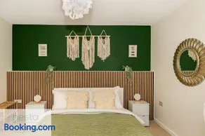 Bohemian Haven Guesthouse - Image 5