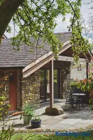 Twitchers Cottage - Image 2