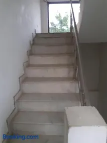 Hotel aasra guest house - Image 2