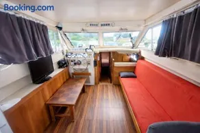 Escapade en Bateau terrasse mini spa option payante - Image 3