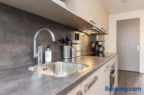 New modern Loft apartment View walk city centre 20D - Image 2