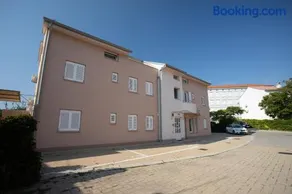 Apartments Crneković V - Image 2