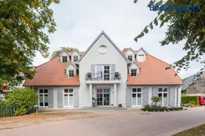 Herrenhaus Jürgenshof - Image 1