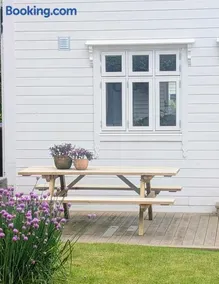 Bellahuset - Charming House in Ulsteinvik - Image 2