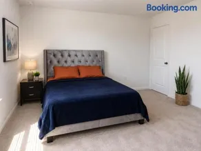 House - Image 2