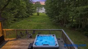 Lakefront Hot Tub Retreat Gig WiFi 75 TV Dock Sleeps 16 - Image 3