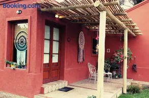 Qui Home - Image 1