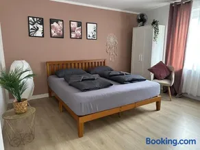Romantic Bohemian Apartment Adenau, Center, Nahe Nürburgring - Image 1