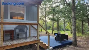 Cozy Cabin on 22 Private Acres Peaceful Retreat in Smithville, TX - Image 2