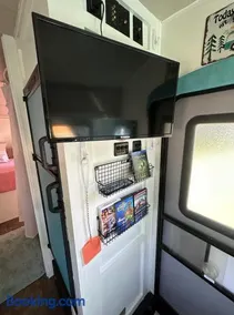 Blue Diamond RV at Diamond Glamping - Image 2