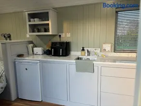 Oyster Bay Retreats - Image 2