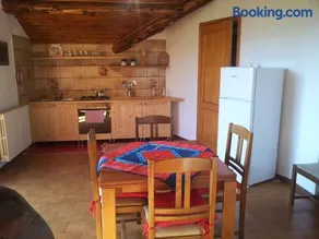 I Tre Ciliegi Apartment - Image 3