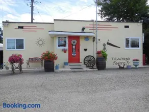Tel-A-Friend Motel - Image 4