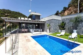 Lujo con piscina climatizada,jacuzzi,playa privada - Image 3