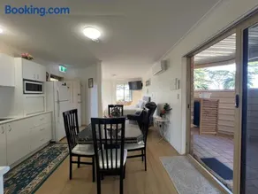 Cosy Bayside Studio - Image 2
