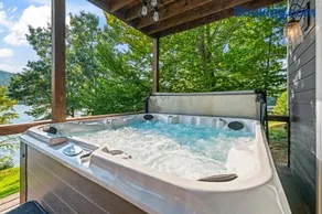 Lakefront Escape Sleep 12 Dock Hot Tub Pool Grill - Image 4