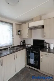 Mercury Yacht Harbour and Holiday Park - Image 3