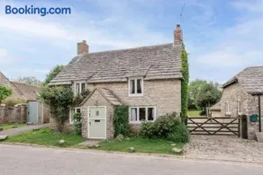 Castle View House - Image 3