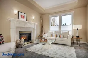 Highland Gables - Image 2