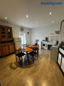 Chez Kiki - Image 1