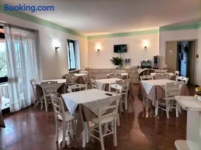 Hotel La Rama - Image 2