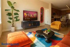 The Manor - Fairfax Blvd - Image 2